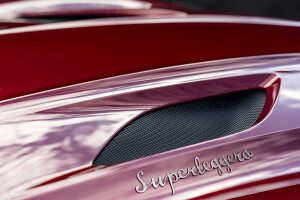 Aston Martin to revive DBS name with Superleggera