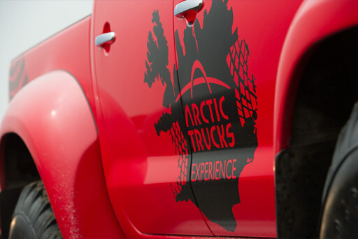 arctic trucks logo
