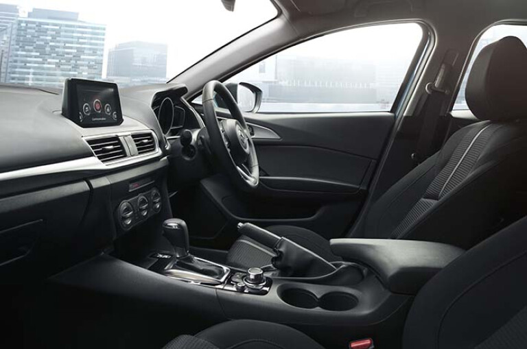 Mazda 3 Maxx interior