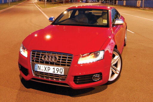 2008 Audi S5 S-Tronic front