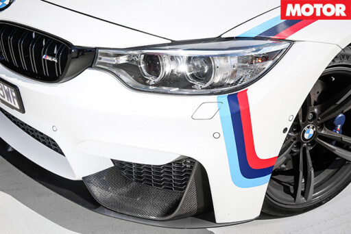 2016-BMW-M4-M-Performance -front
