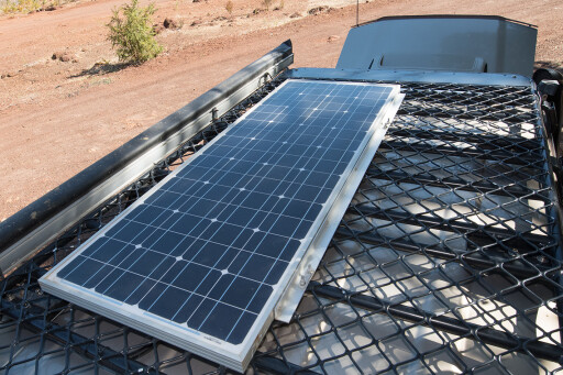 Toyota-LandCruiser-76-Series-solar-panels.jpg