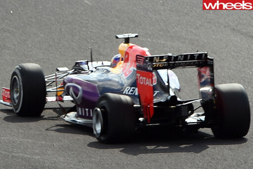 Lewis -Hamilton -Tyre -Puncture -at -Suzuka