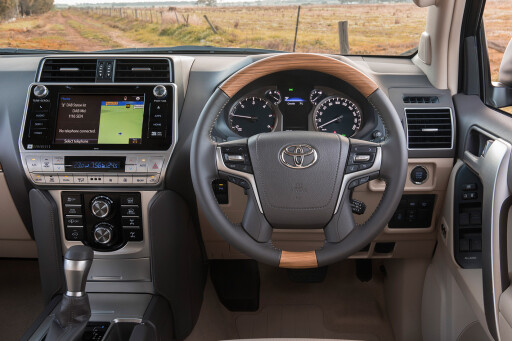 Toyota-Prado-interior.jpg