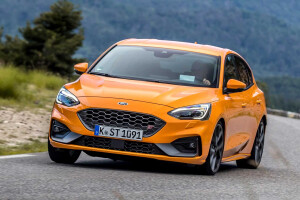 Ford Focus ST pricing and specification revealed