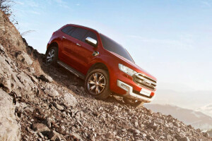 New Ford Everest under fire 