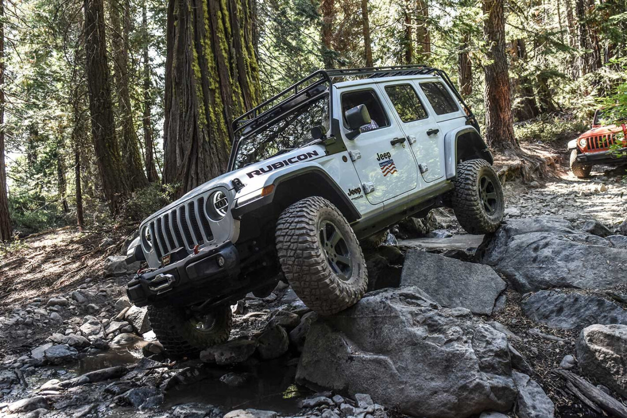 2019 Jeep JL Wrangler Rubicon on the Rubicon Trail 4x4 review