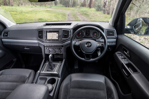 Volkswagen Amarok V6 interior.jpg
