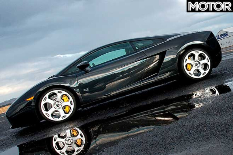 Performance Car Of The Year 2004 Winner Lamborghini Gallardo Side Jpg