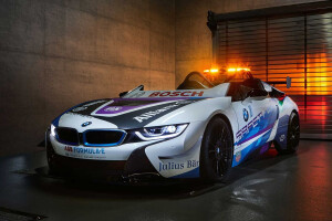 Modified BMW i8 Roadster Formula E safety car unveiled