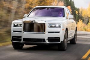 Rolls Royce Cullinan White Front Jpg