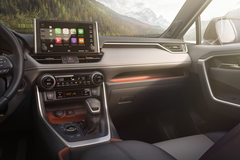 Toyota RAV4 2019 interior