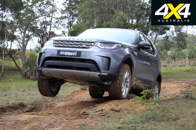 2018 Land Rover Discovery Crawling Jpg