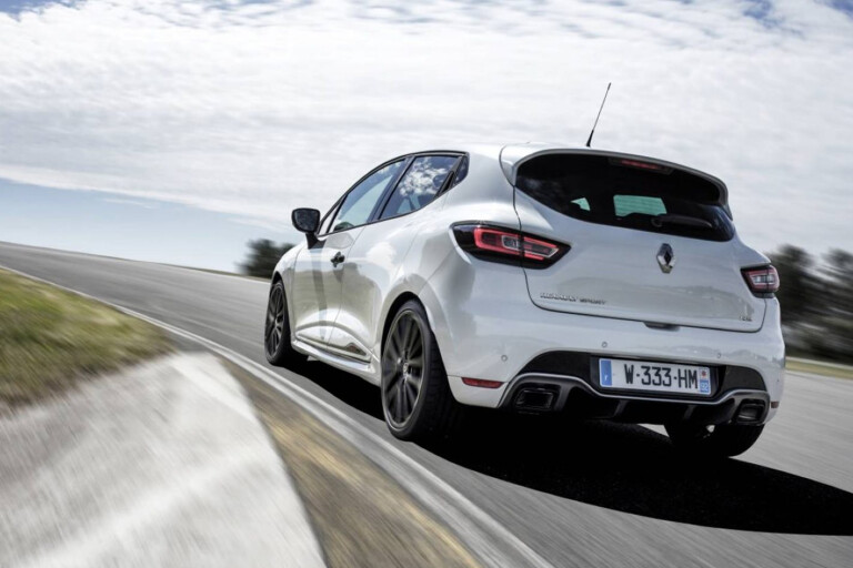 2018 Renault Clio RS Trophy rear