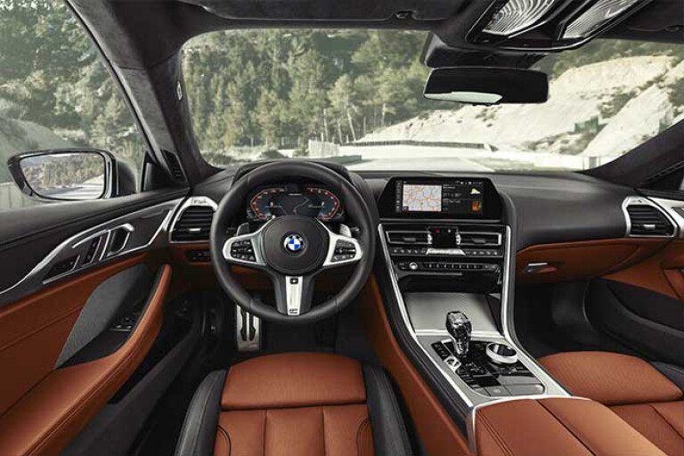 2018 BMW M850i interior