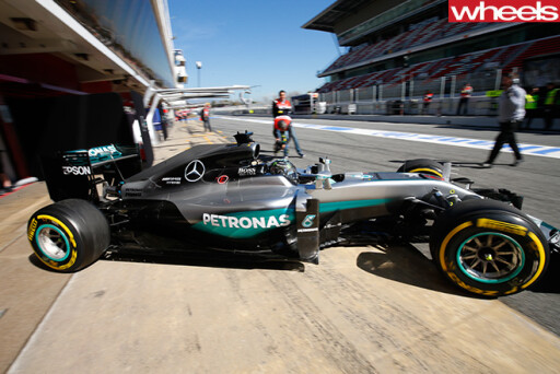 Nico -Rosberg -F1-Mercedes -racing -side