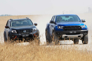 Ford Ranger Raptor vs Nissan Navara N-TREK Warrior comparison