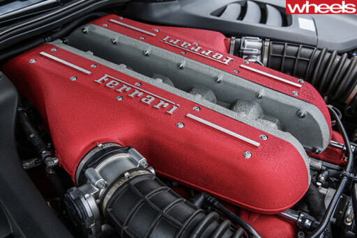 Ferrari -V12-engine