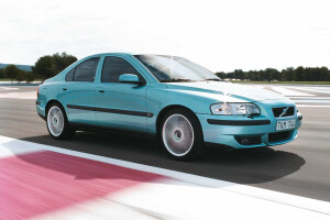 2003 Volvo S60 R review classic MOTOR
