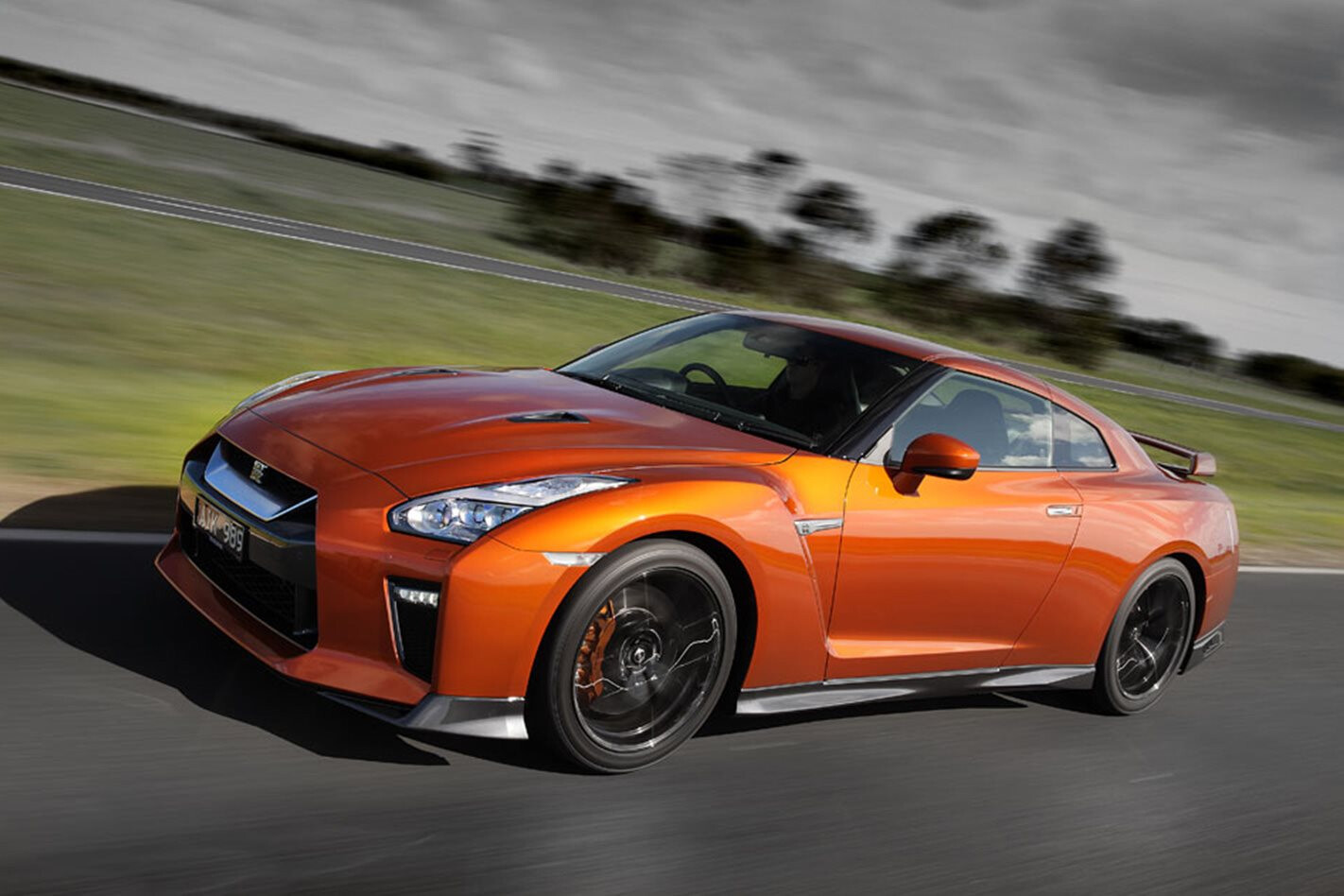 17 Nissan Gt R Review