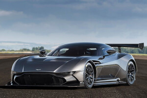 Road legal Aston Martin Vulcan announced
