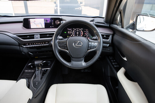 Lexus UX250h interior