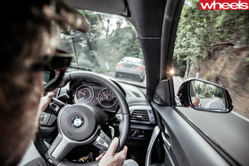 2014-BMW-M235i -driving -interior