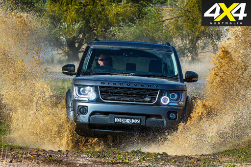 Land rover -discovery driving through water