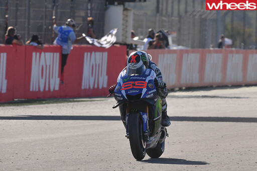 Jorge -Lorenzo -riding -Moto GP