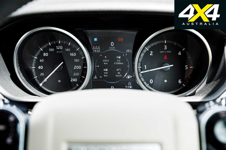 2019 Land Rover Discovery SD4 Speedometer