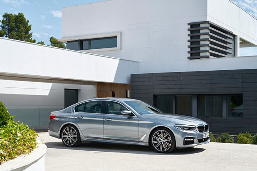 BMW-5-series -side