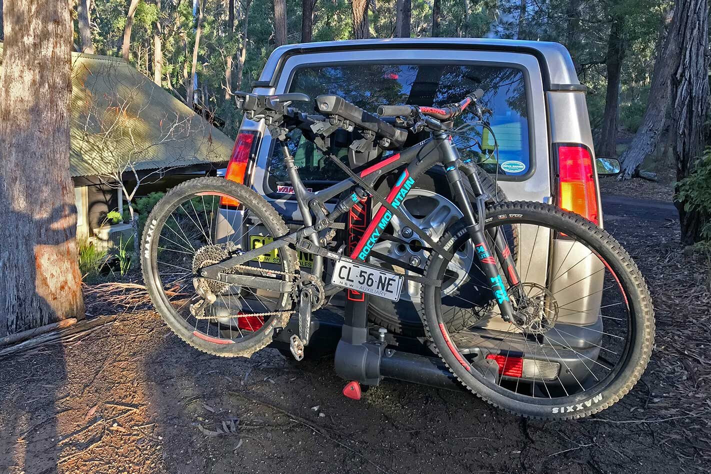 yakima fullswing 2 bike rack