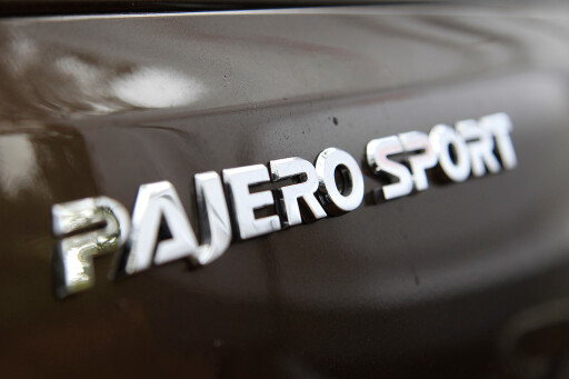 2017 Mitsubishi Pajero Sport Exceed Branding
