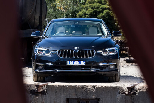 BMW-340i front facing