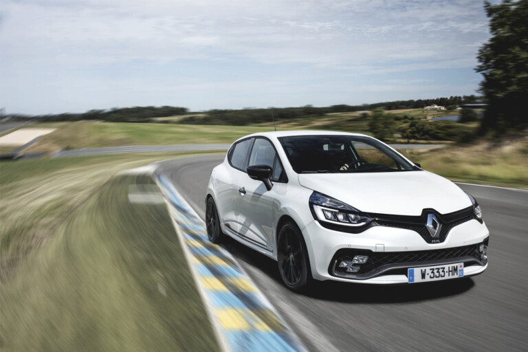 Renault Clio RS Trophy driveaway price and features