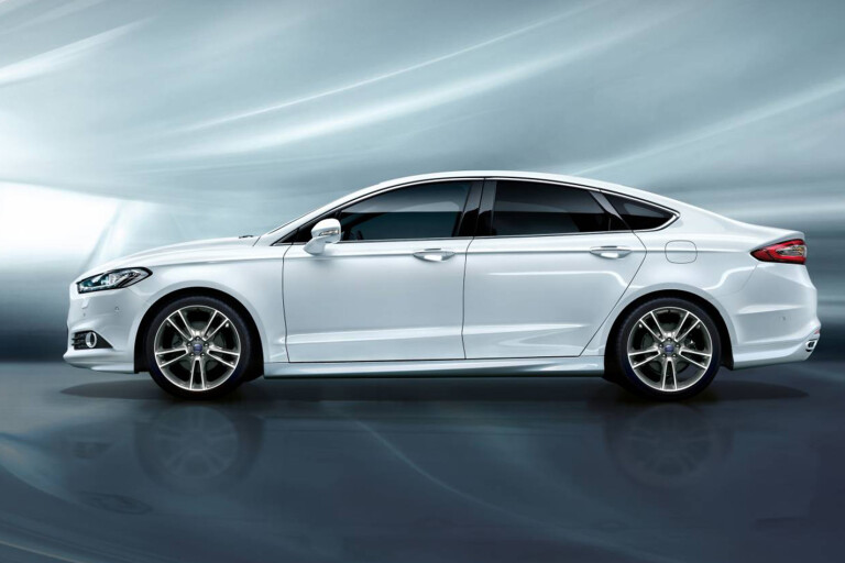 Ford Mondeo Side Jpg
