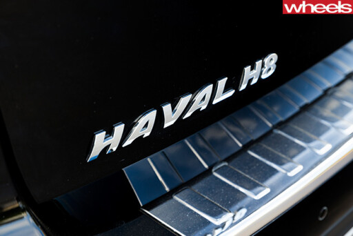 Haval -H8-badge