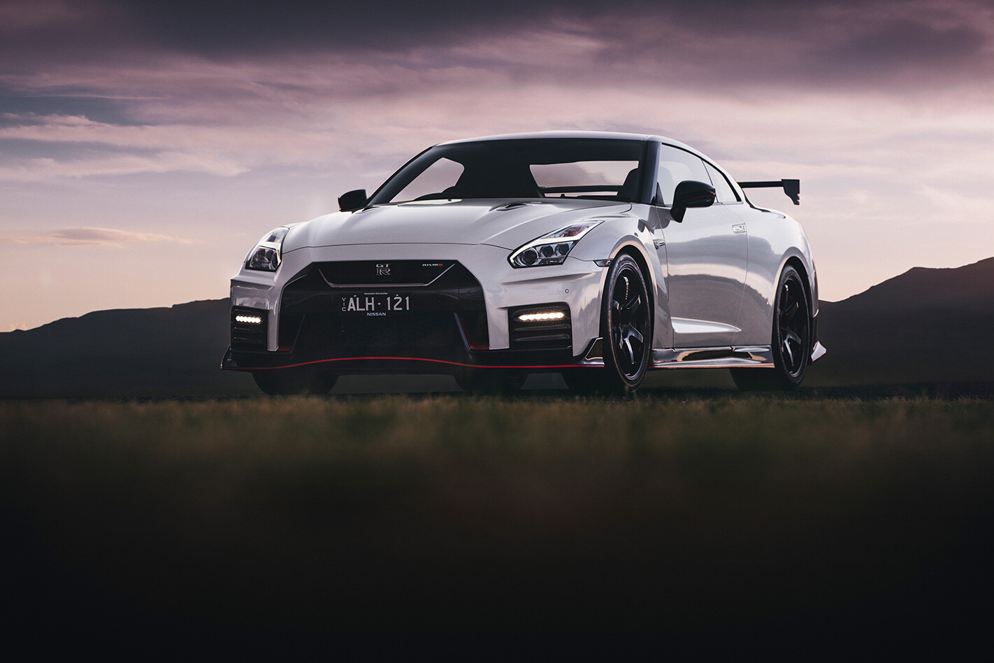 17 Nissan Gt R Nismo Quick Review