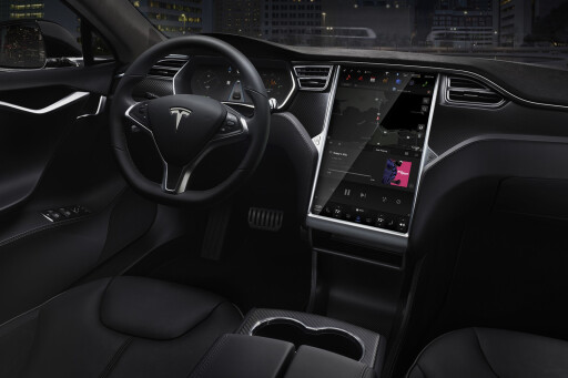 Tesla Model S interior LHD