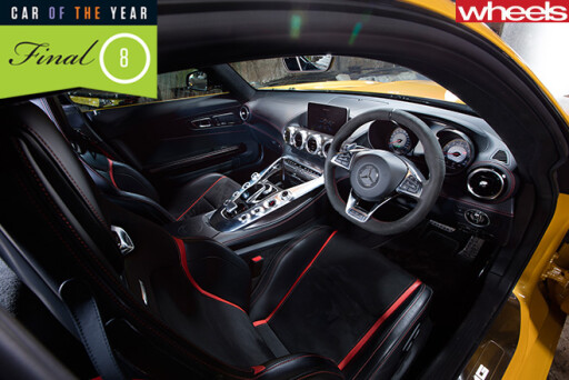 Mercedes -AMG-GTS-interior