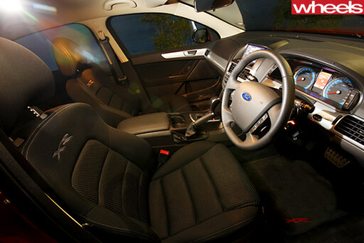 2009-Ford -Falcon -XR6-interior