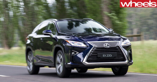 Lexus -RX-driving