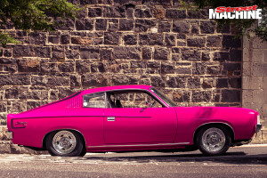 Chrysler Valiant Charger XL pink 1 nw