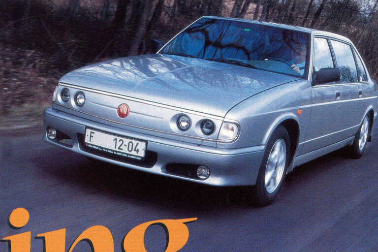 Retro: Tatra T700 - The Bouncing Czech