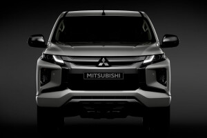 Mitsubishi Triton 2022