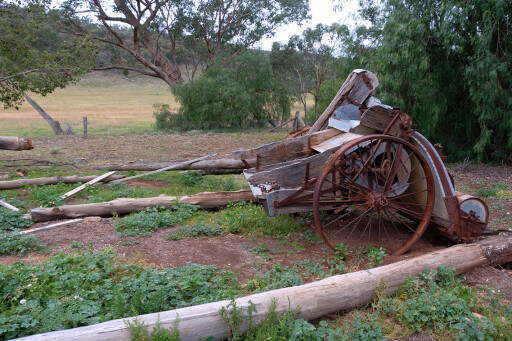 Old-farming-machinery,-Nangar-National-Park,-NSW.jpg