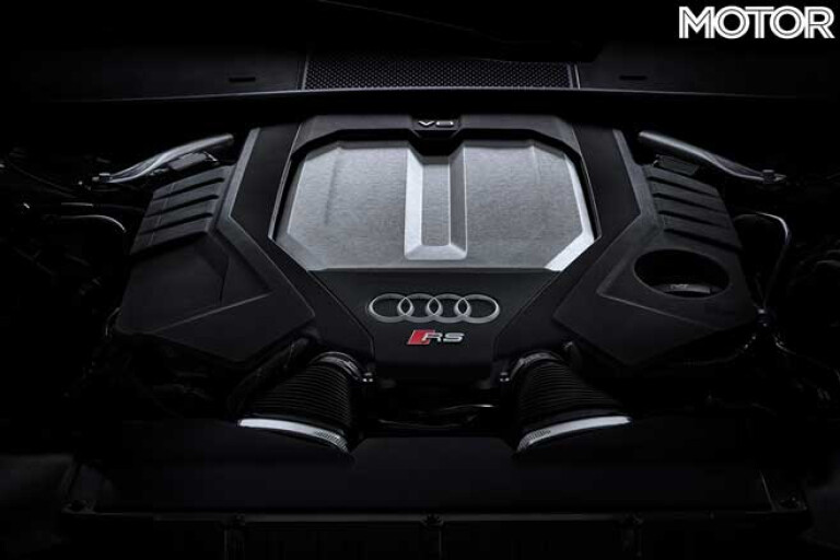 Audi RS 6 Avant Engine Jpg