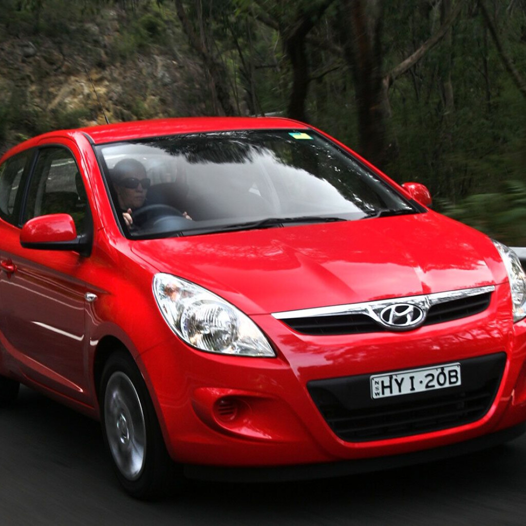 Hyundai i20 Review, Price & Features