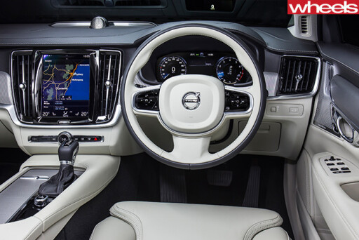 2017-Volvo -S90-interior