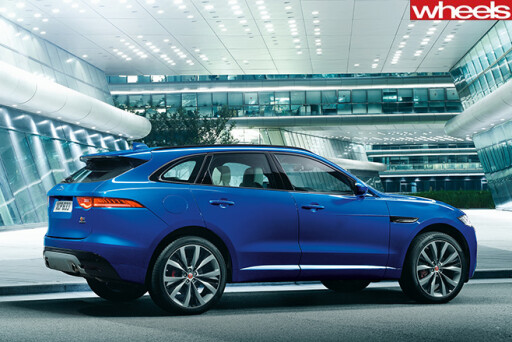 Jaguar -F-Face -Front -at -Frankfurt -Motor -Show -side